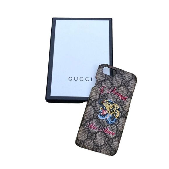 Authentic Gucci Iphone Case Supreme GG Tiger 7/8 Beige FOR IPHONE 7 AND 8 ONLY - Picture 6 of 15